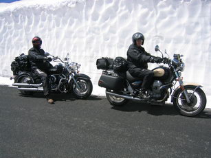"ein wenig" Schnee am Col de l�Iseran