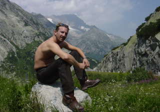 Andi posiert am Grimselpass