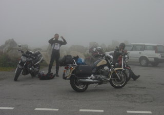 Pause am Scheitelpunkt des Julierpasses